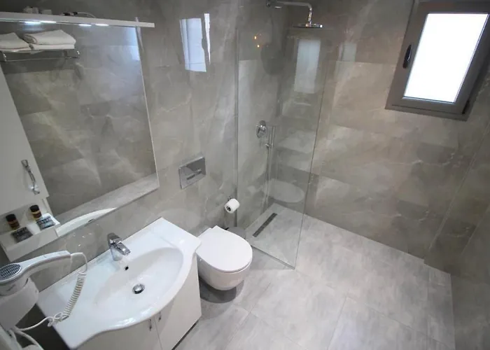 酒店 Lidi Sarandë