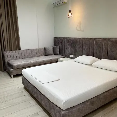 Lidi ホテル Sarandë